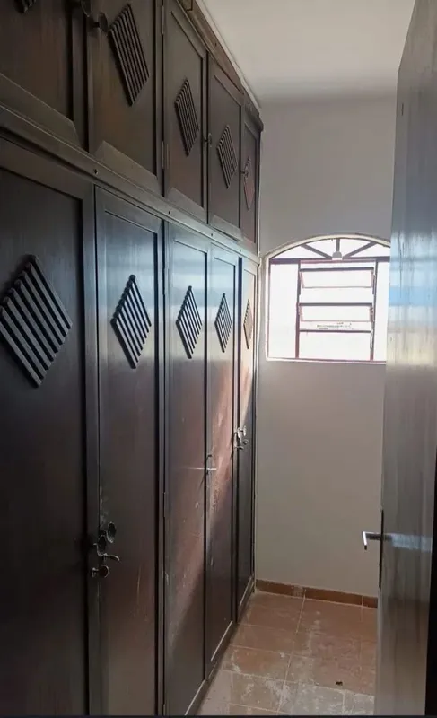 condomínio Dubai, avenida São Francisco, ponte alta Norte Gama-DF. Com 5 quartos...
