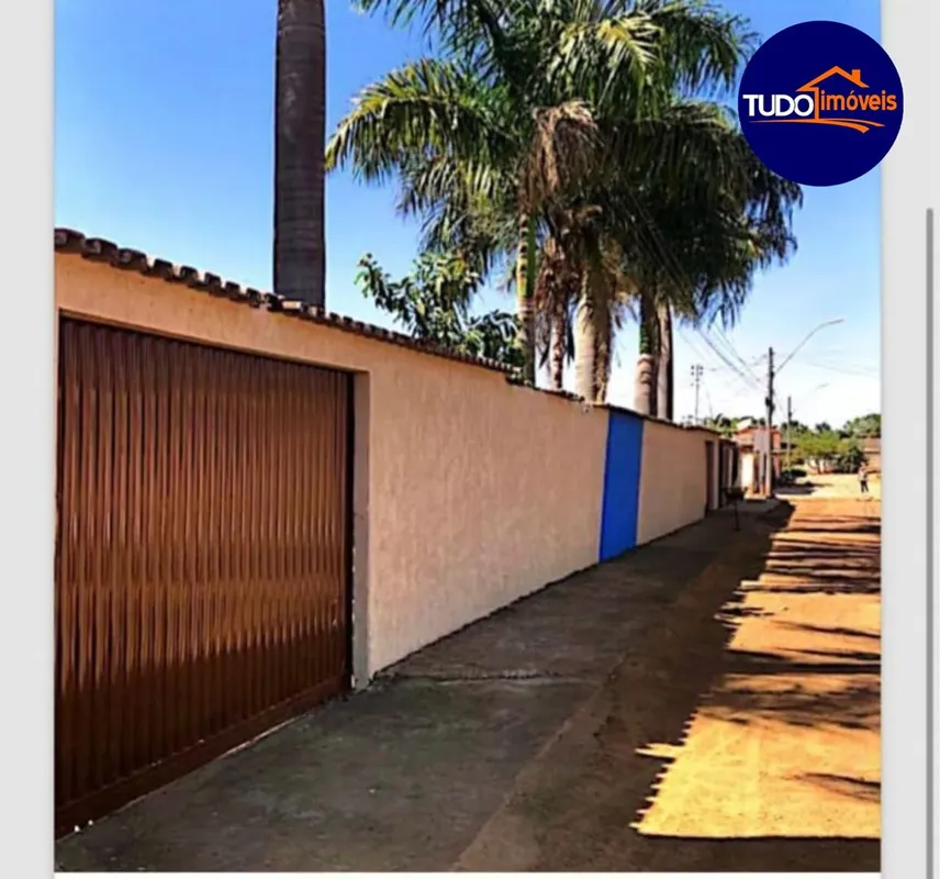Casa dos sonhos à venda! Com localização privilegiada e amplo espaço para toda a...