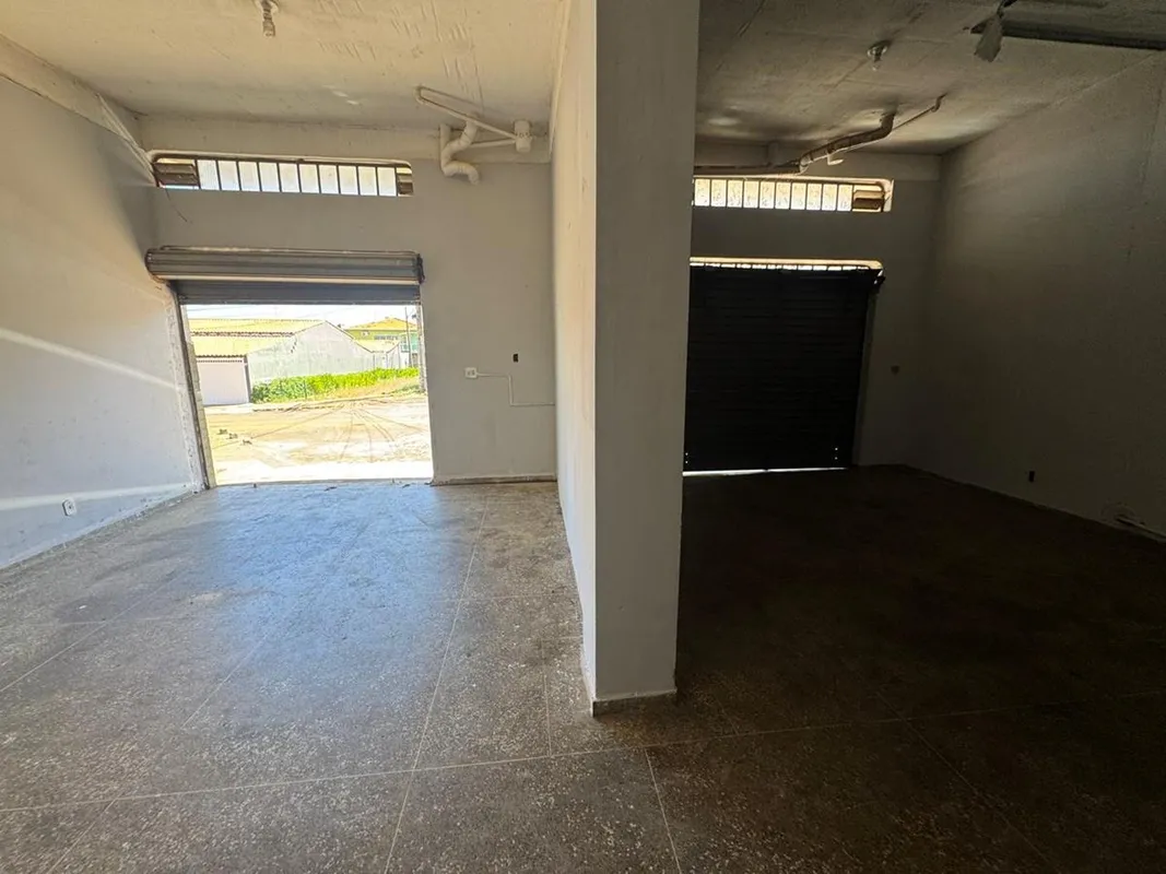 LOJA À VENDA - OESTE, GAMA-Localização: Oeste, GAMA-Valor: R$ 160.000,00-Área to...