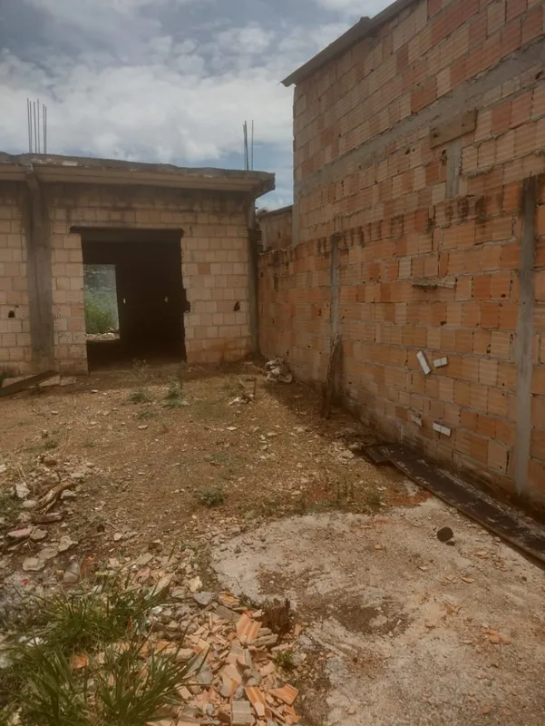 Excelente oportunidade de investimento! Terreno à venda em Luziânia-GO, no bairr...