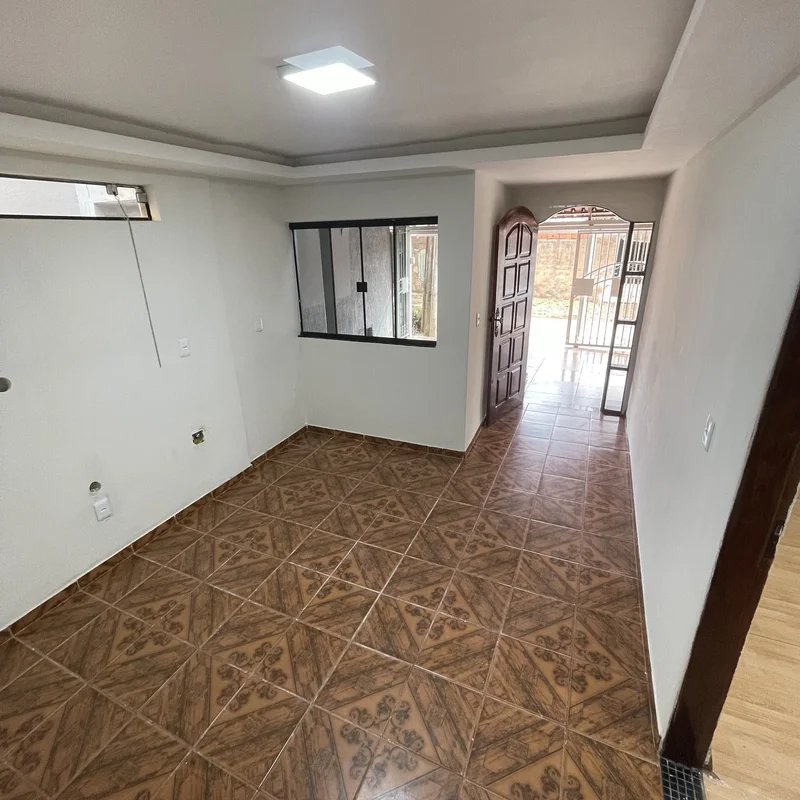 OportunidadeQR 425 Samambaia Norte Casa na laje 3 Quartos sendo uma suíteSala de...