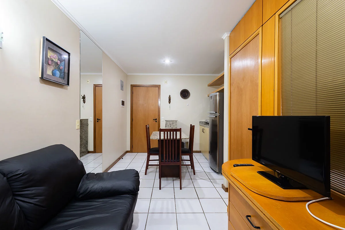 SUDOESTE - KIT MOBILIADA COM VAGA DE GARAGEM COBERTAOportunidade de moradia em u...