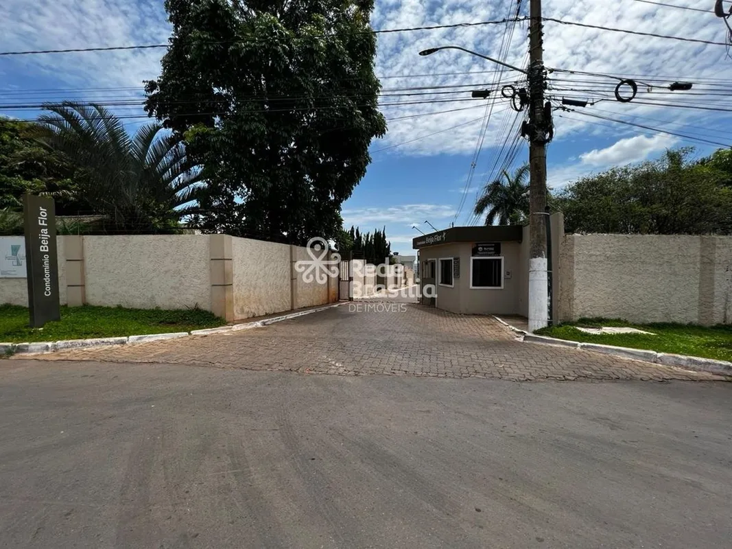 Excelente oportunidade para construir a casa dos seus sonhos em um ambiente segu...