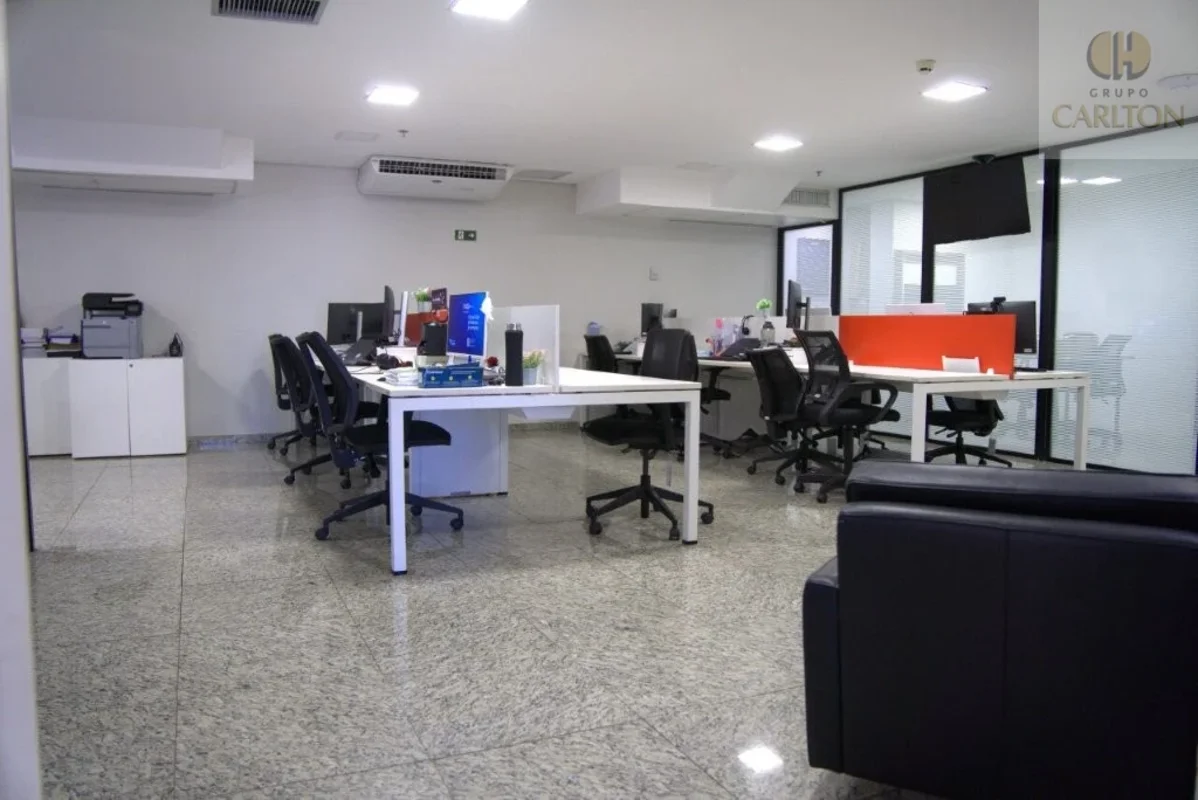 Sala Comercial de 124m² para Locação no Carlton Tower, SBS Quadra 2, ASA SUL, Br...