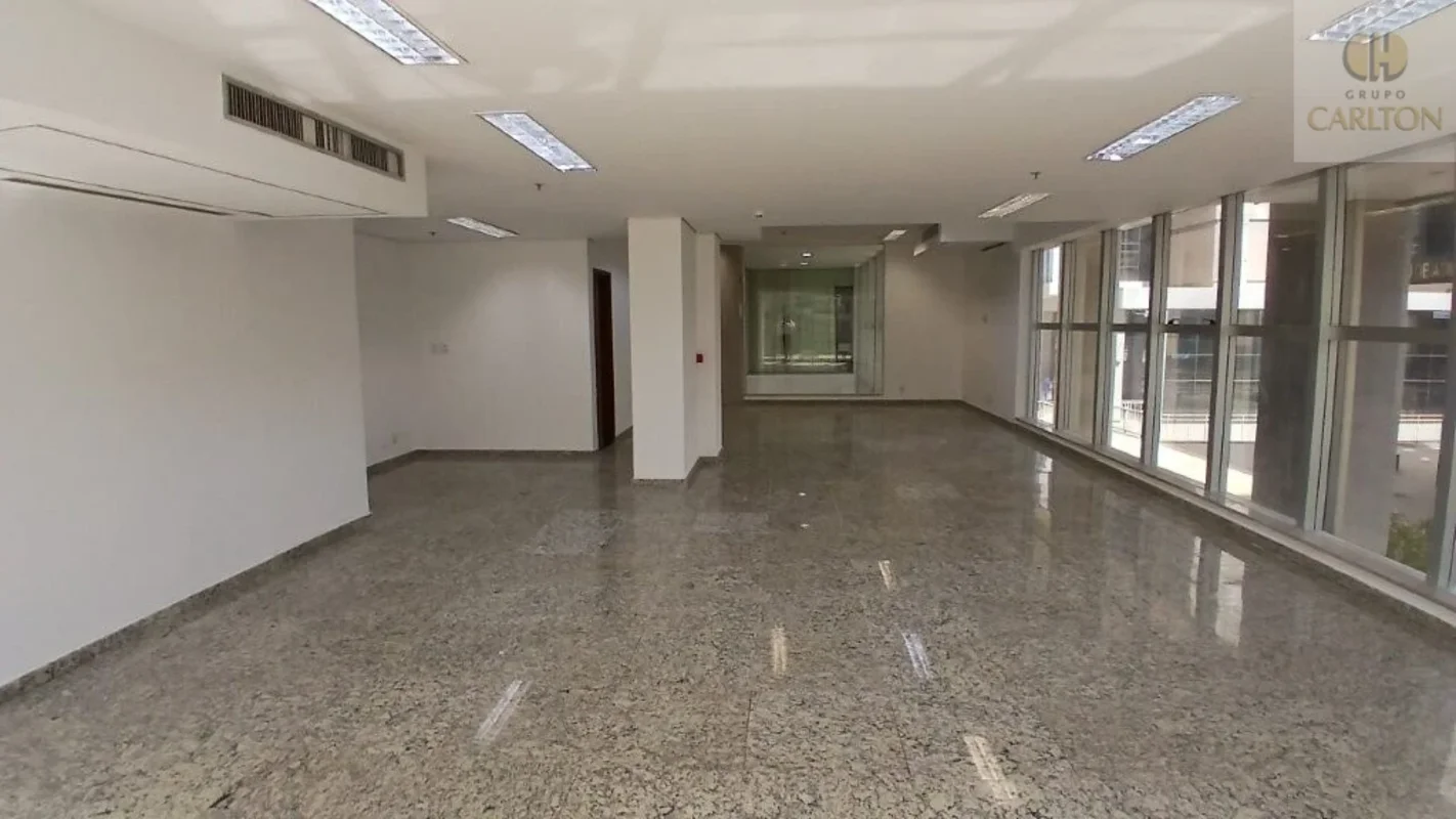 Sala Comercial de 99m² para Locação no Carlton Tower, SBS Quadra 2, ASA SUL, Bra...