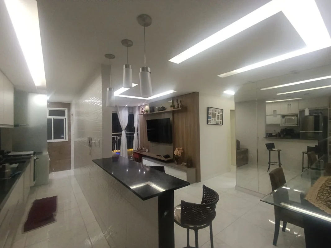 Flex Gama Apartamento 3 qtos suite varanda 72m todo reformado porcelanato armári...