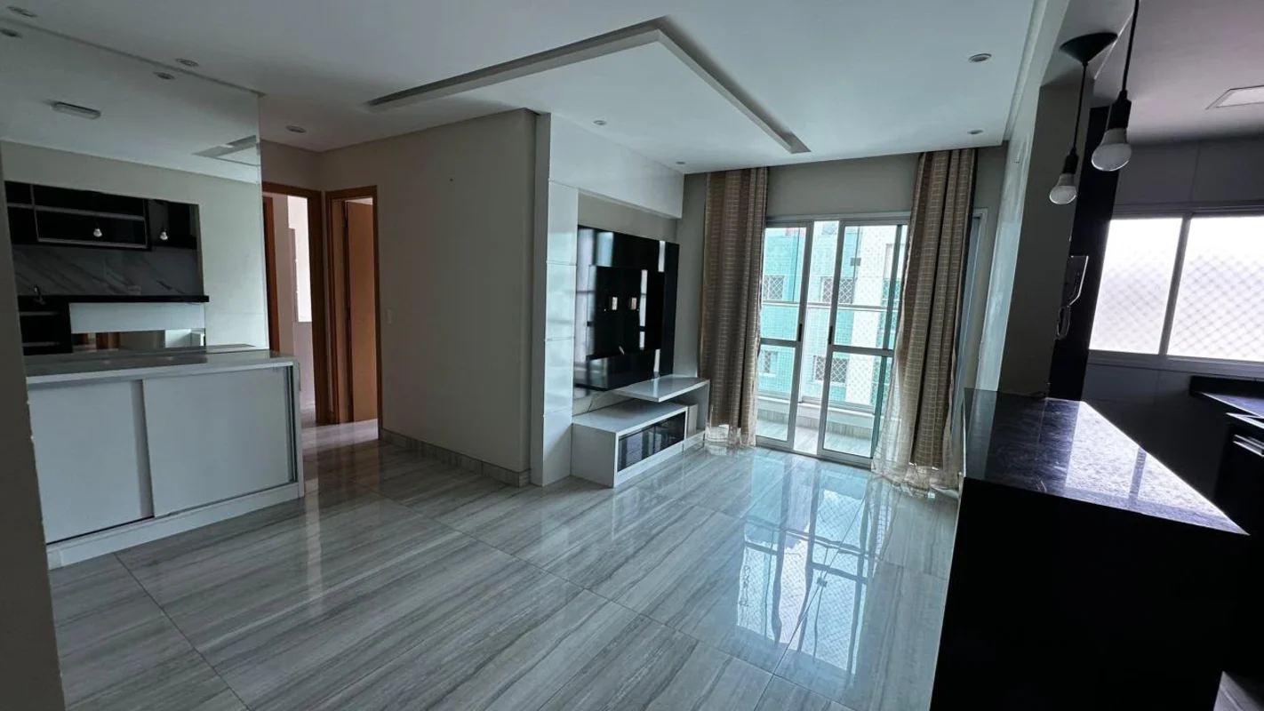 Apartamento 2 qtos suíte varanda Condomínio Gamaggiore Reformado Setor central d...