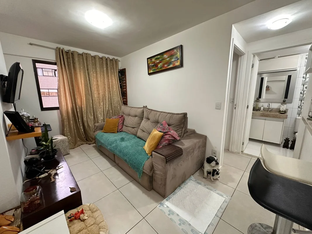 Descubra seu novo lar na Rua 37, SUL, em Águas Claras, DF. Este apartamento de 1...