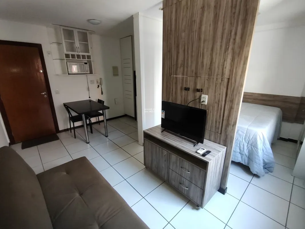 CRECI/DF 21.409Arvoredo Imóveis aluga Kit mobiliada no Ed. Parkstudios com 27m² ...