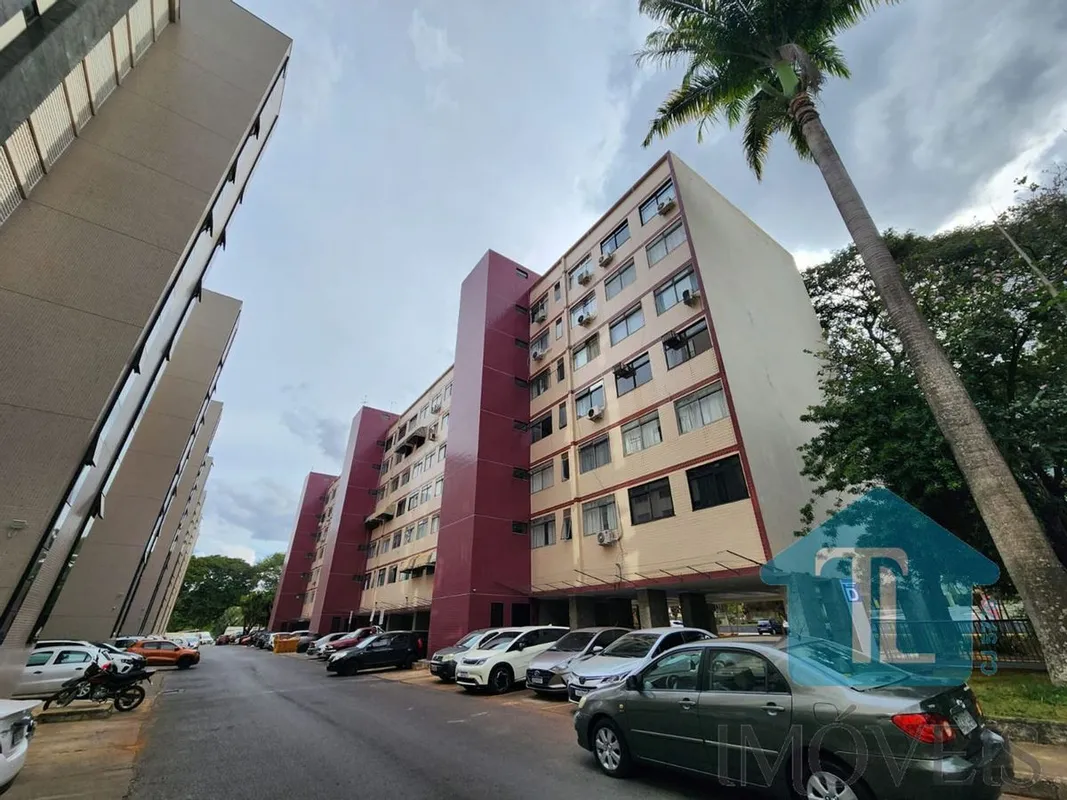 APARTAMENTO SEMI MOBILIADO: SALA, QUARTO COM ARMARIO, COZINHA COM ARMARIO FOGÃO ...