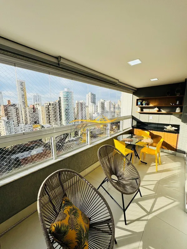 LESSENCE DE LA CITE RUA 22 Setor Oeste O apartamento possui 4 quartos climatizad...