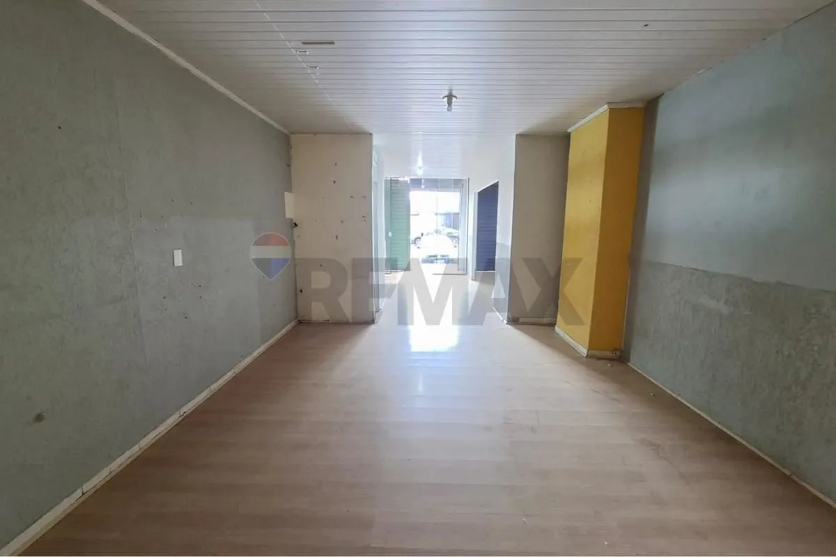 Excelente Loja na QE 40 - Guará IIOportunidade Perfeita para Investimento ou Seu...