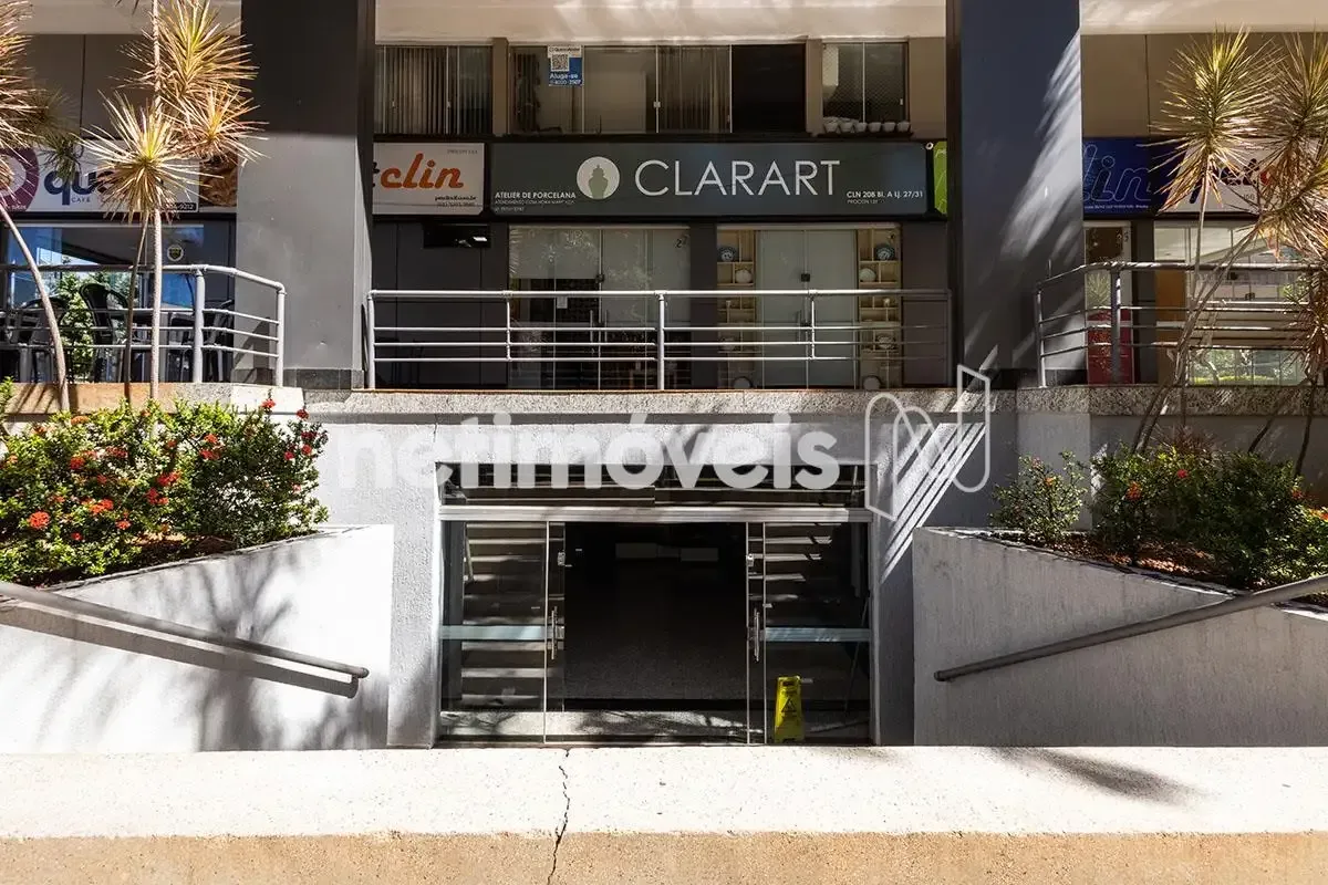 SALA COMERCIAL - SCLN QUADRA 208 - ASA NORTELocalizada em uma região estratégica...
