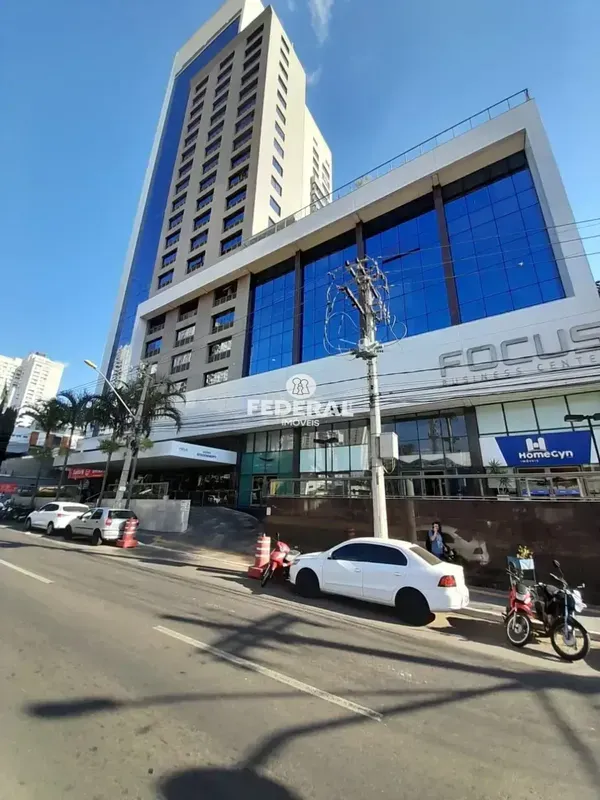 Excelente oportunidade para uma loja com mezanino no Setor Bueno, região nobre d...