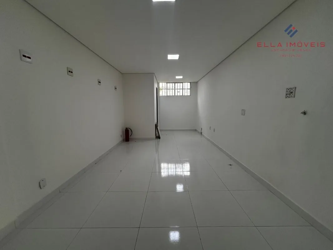 __________ELLA IMÓVEIS ALUGA! __________SEU NEGÓCIO MERECE UM ESPAÇO PRONTO PARA...