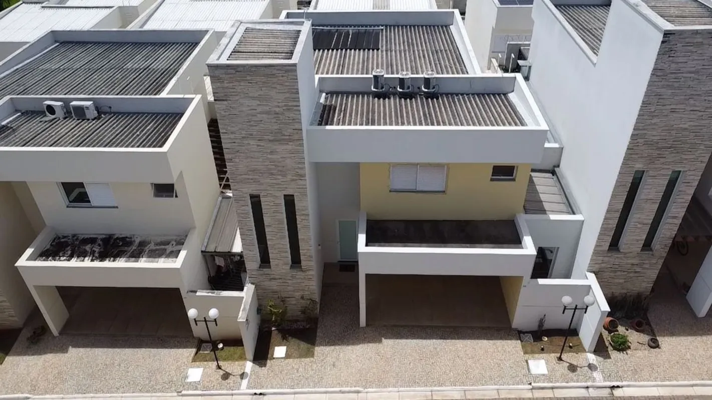 ?? Sobrado à Venda no Condomínio Com 3 Suítes Piscina Privativa, Bairro CardosoC...