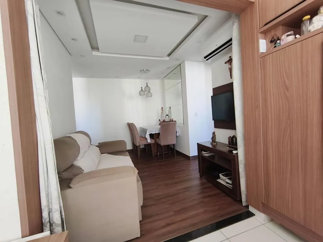 Apartamento mobiliado, localizado andar altoCom 56,40m² muito bem distribuídos p...