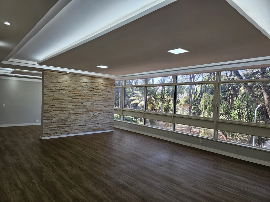 Se chamarmos esse apartamento de joia rara não é nenhum exagero!A Direct Prime v...