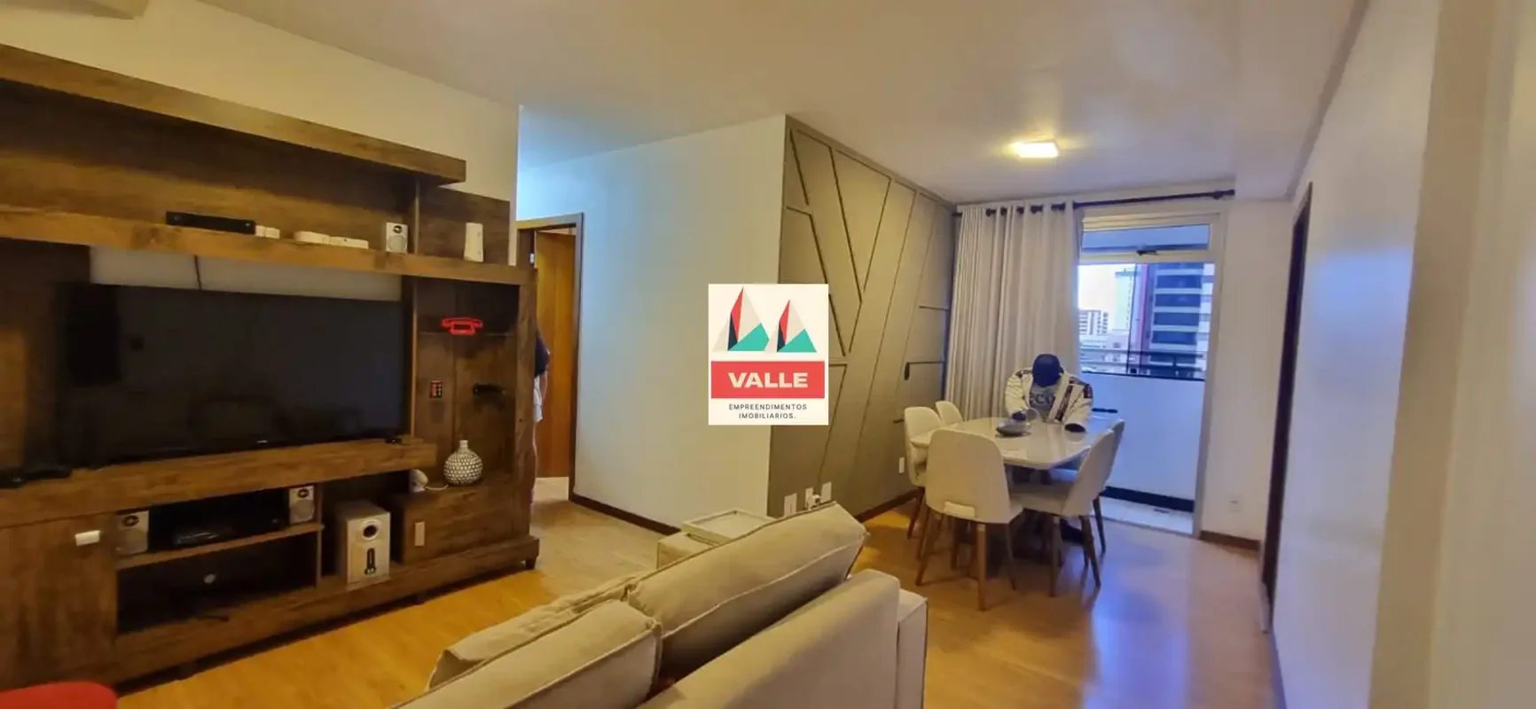 ** VALLE IMÓVEIS APRESENTA **Onde sonhos encontram o endereço certo. Há mais de ...