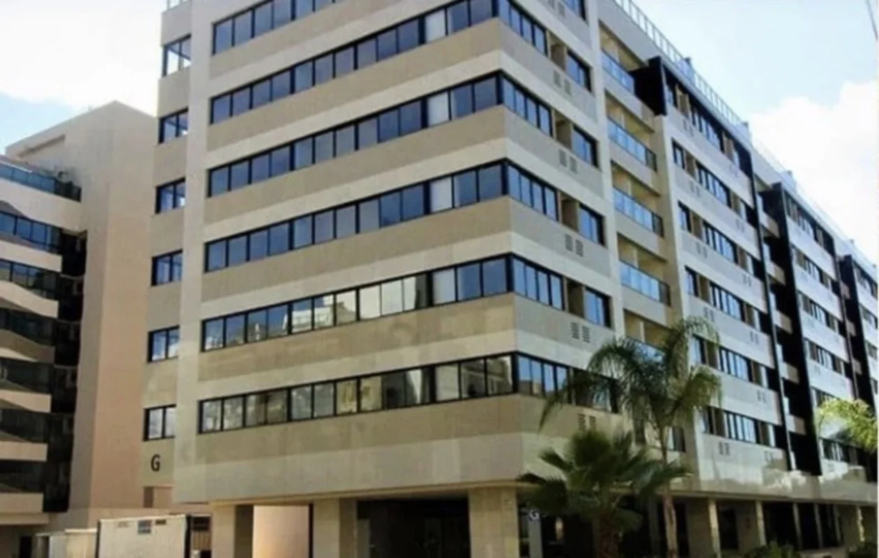 Descubra um apartamento de alto padrão na SQNW 310, Noroeste, Brasília/DF, que u...