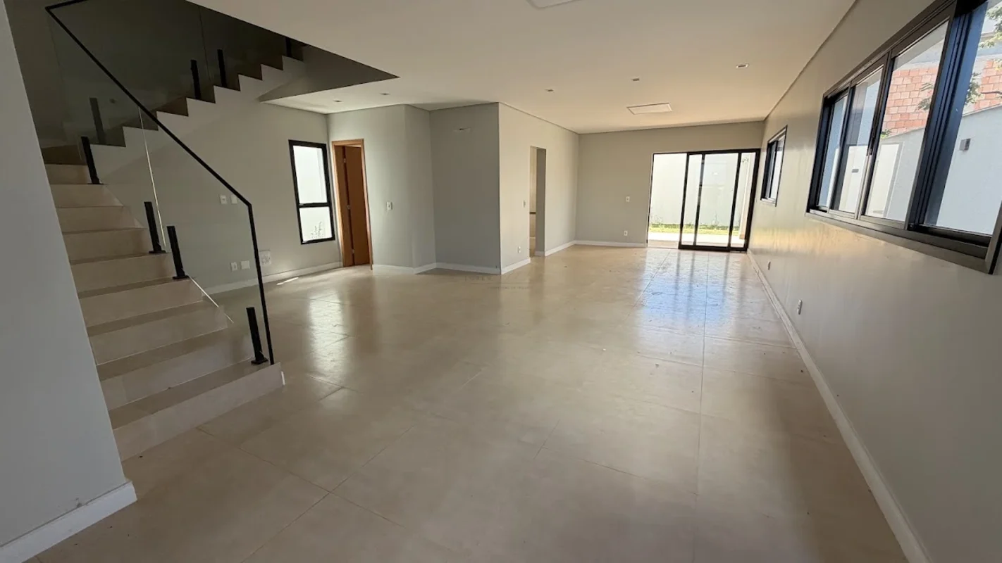  ALTO PADRÃO NO VILLA SUÍÇA – OPORTUNIDADE IMPERDÍVEL! Se você busca conforto, s...