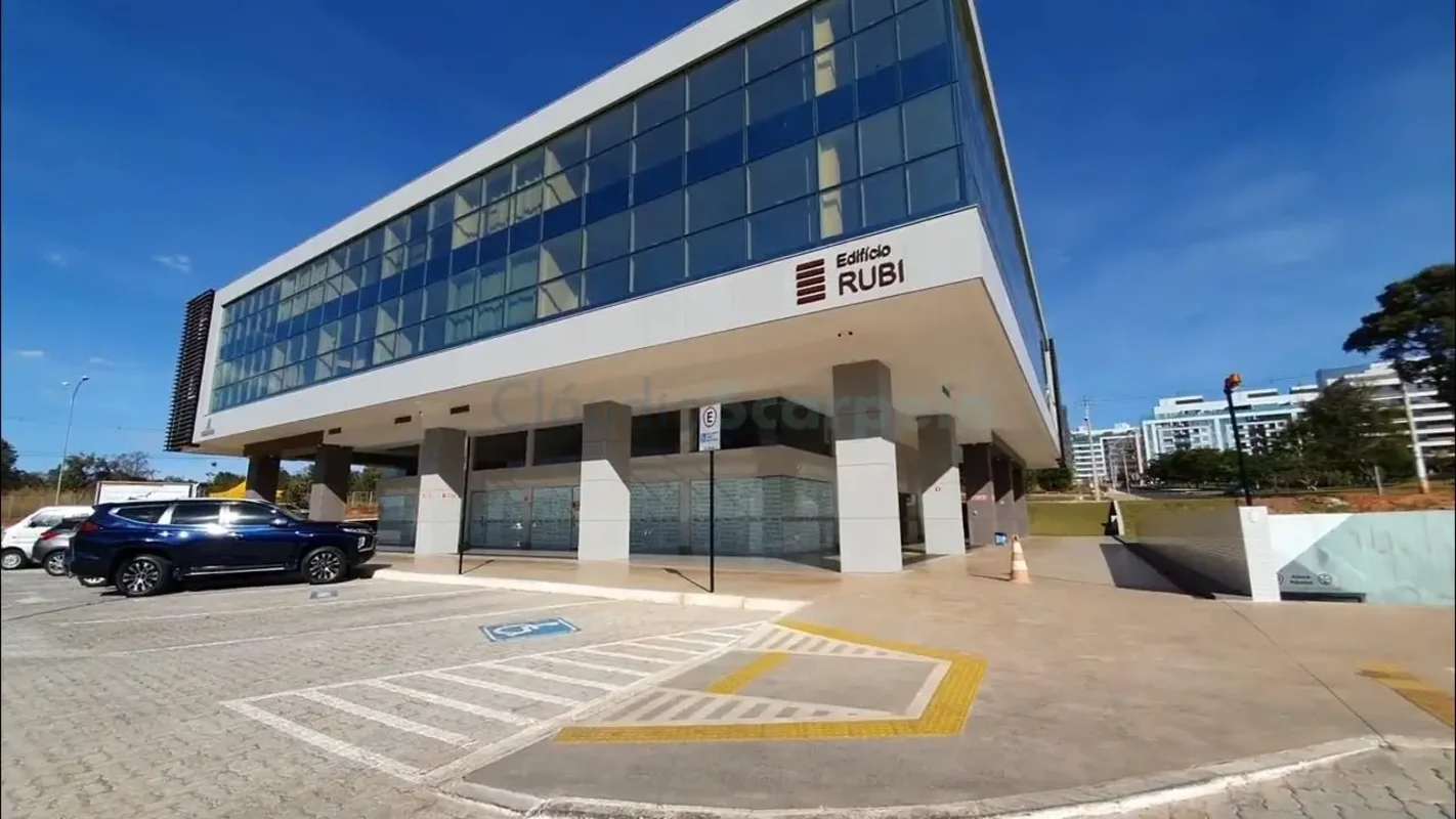  BRASÍLIA - NOROESTECLNW 8/9 bloco A Ed. Rubi. Excelente apto/kit mobiliado, sal...