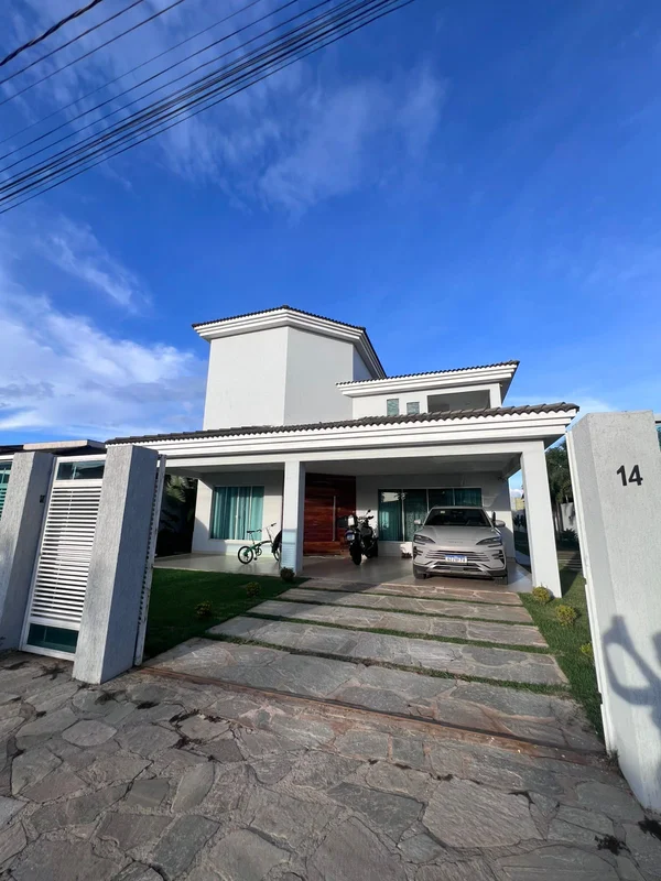 Mecta vende linda casa!* Condomínio fechado, localizado na Rua JK* Casa de Alto ...