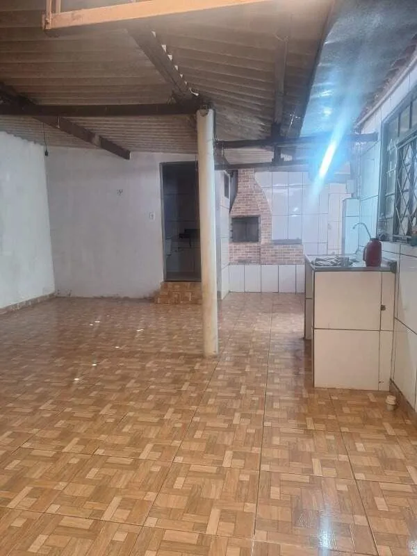 02 QUARTOS01 SUITEBANHEIRO SOCIALSALACOZINHAÁREA COM CHURRASQUEIRA E FOGÃO A LEN...
