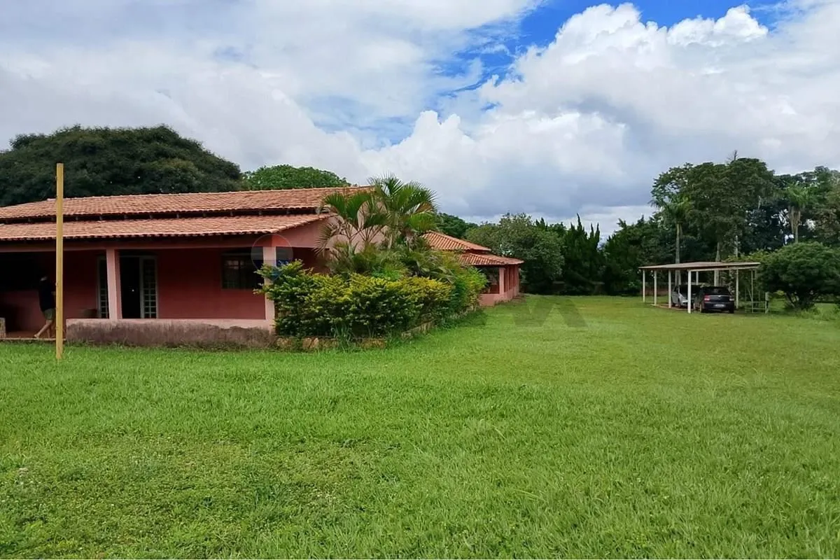 Vende-se excelente chácara no INCRA 07Oportunidade única para quem busca confort...