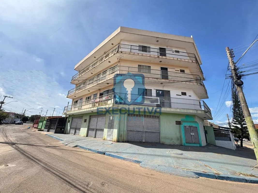 EXECUTIVA IMÓVEIS ALUGAAPARTAMENTO NA QR 313 SAMAMBAIA SUL.Endereço:QR 313 CONJU...