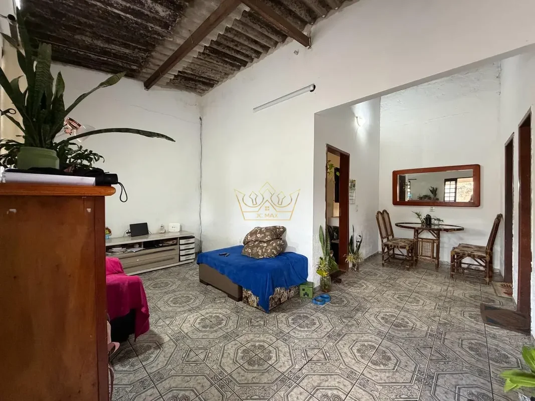 **JCMAX VENDE – LOTE COM 2 CASAS – CONDOMÍNIO VIVERDE – ARNIQUEIRAS**Excelente o...