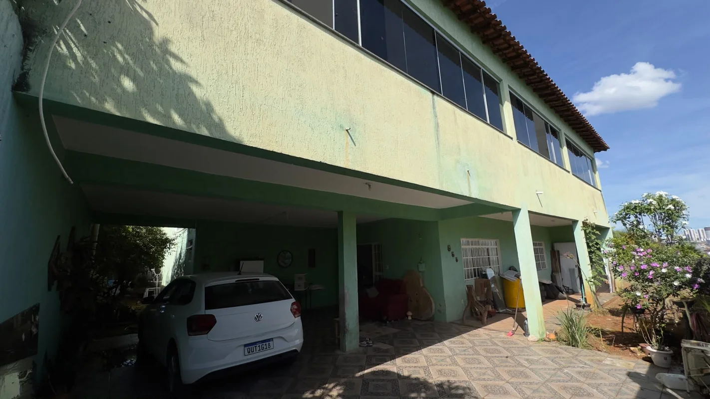 ?? CASA DE ALTO PADRÃO | RUA 6 – VICENTE PIRES?? Valor: R$ 900.000,00? Lote com ...