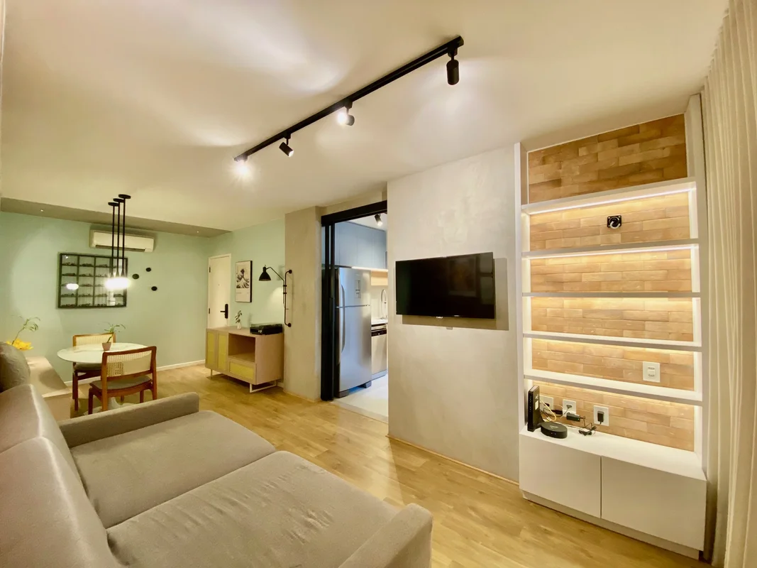 AOS 8 - REFORMADO VISTA LIVRE SEMIMOBILIADO EXCLUSIVO ANDAR ALTOImóvel exclusivo...