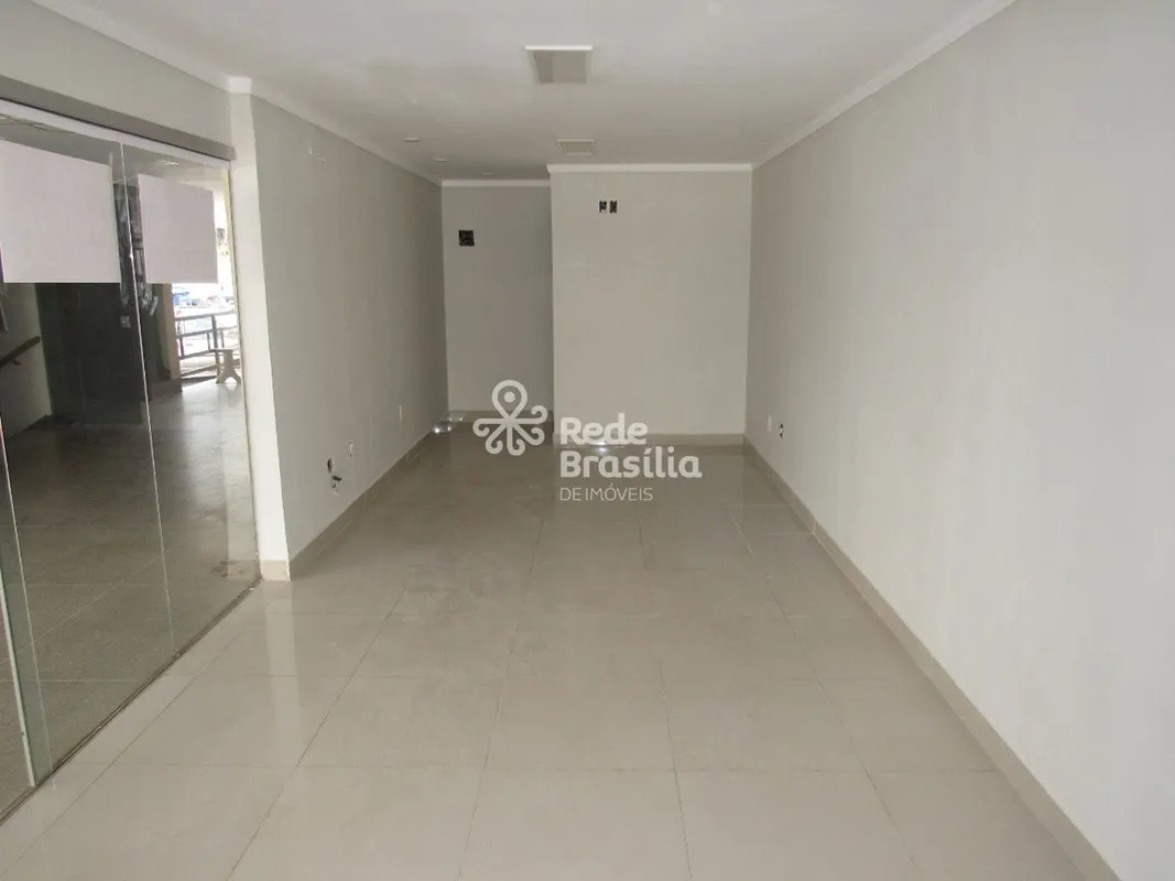 Avenida das Castanheiras - Loja comercial no Onix Mult Center - Águas Claras ? D...