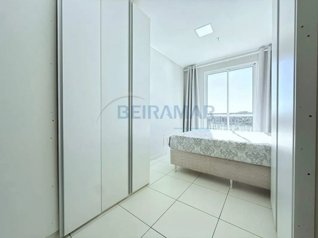 Este excelente apartamento de 50m² no renomado condomínio Tagua Life Resort ofer...