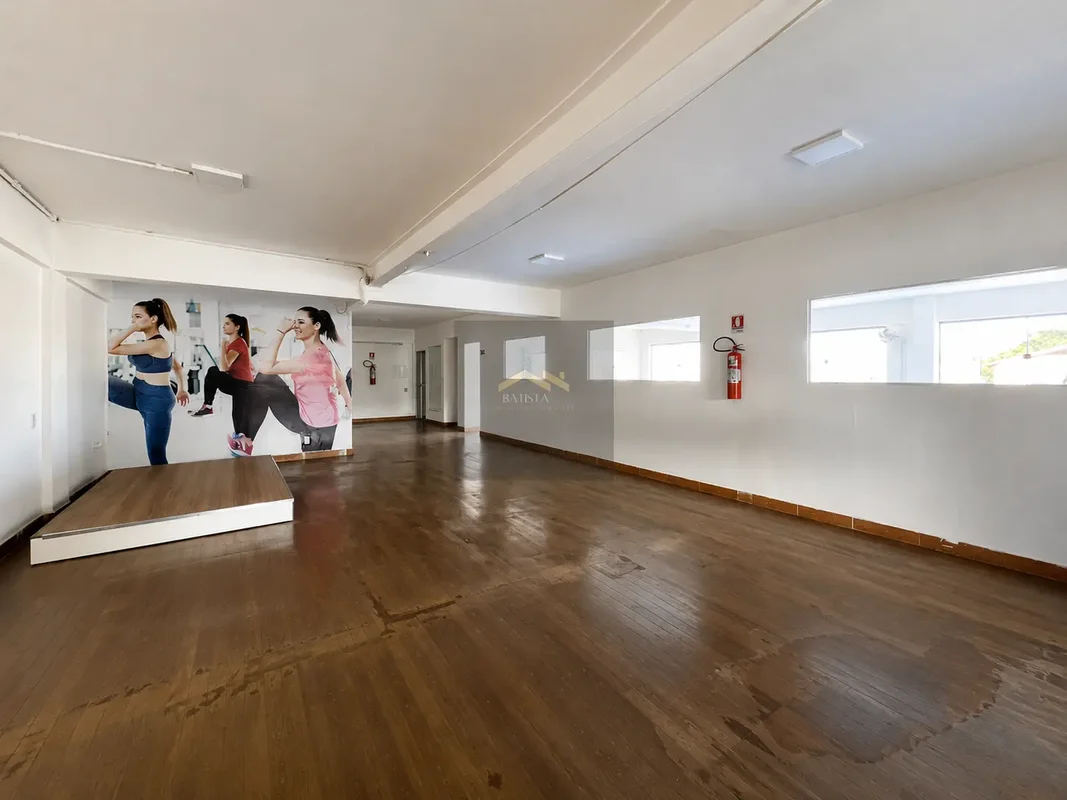 Batista Soluções Imobiliárias vende excelente ponto comercial de academia na QNL...