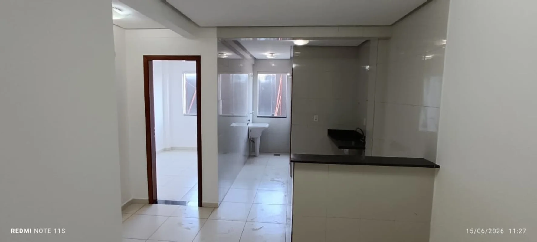 APARTAMENTO DE FRENTE PARA LOCAÇÃOExcelente oportunidade para quem busca pratici...