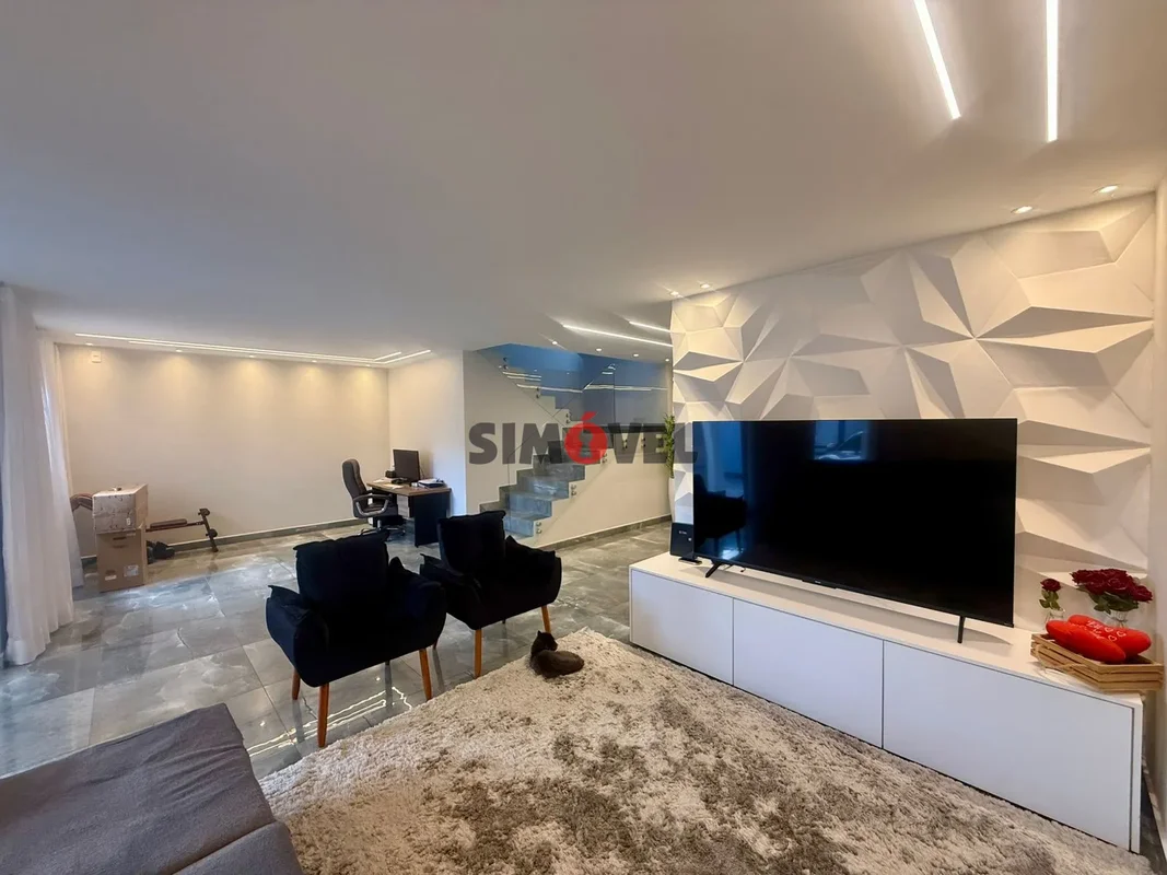 280m², 3 qts, suíte, churrasqueira, próxima a Evolve e SmartFit, Vale Park Way R...