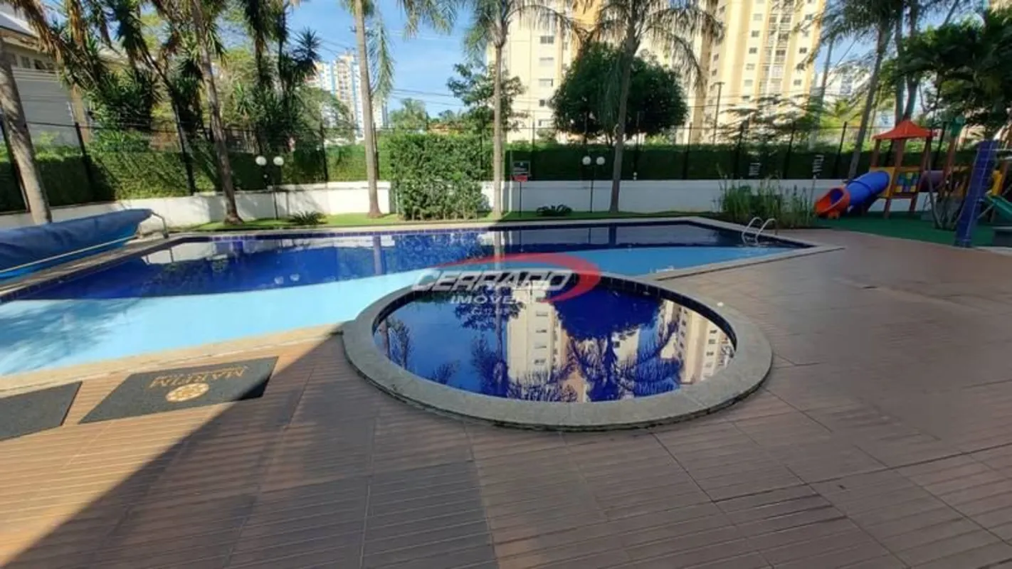 Apartamento localizado no 4 andar, com vista única!!!Características: Cozinha in...