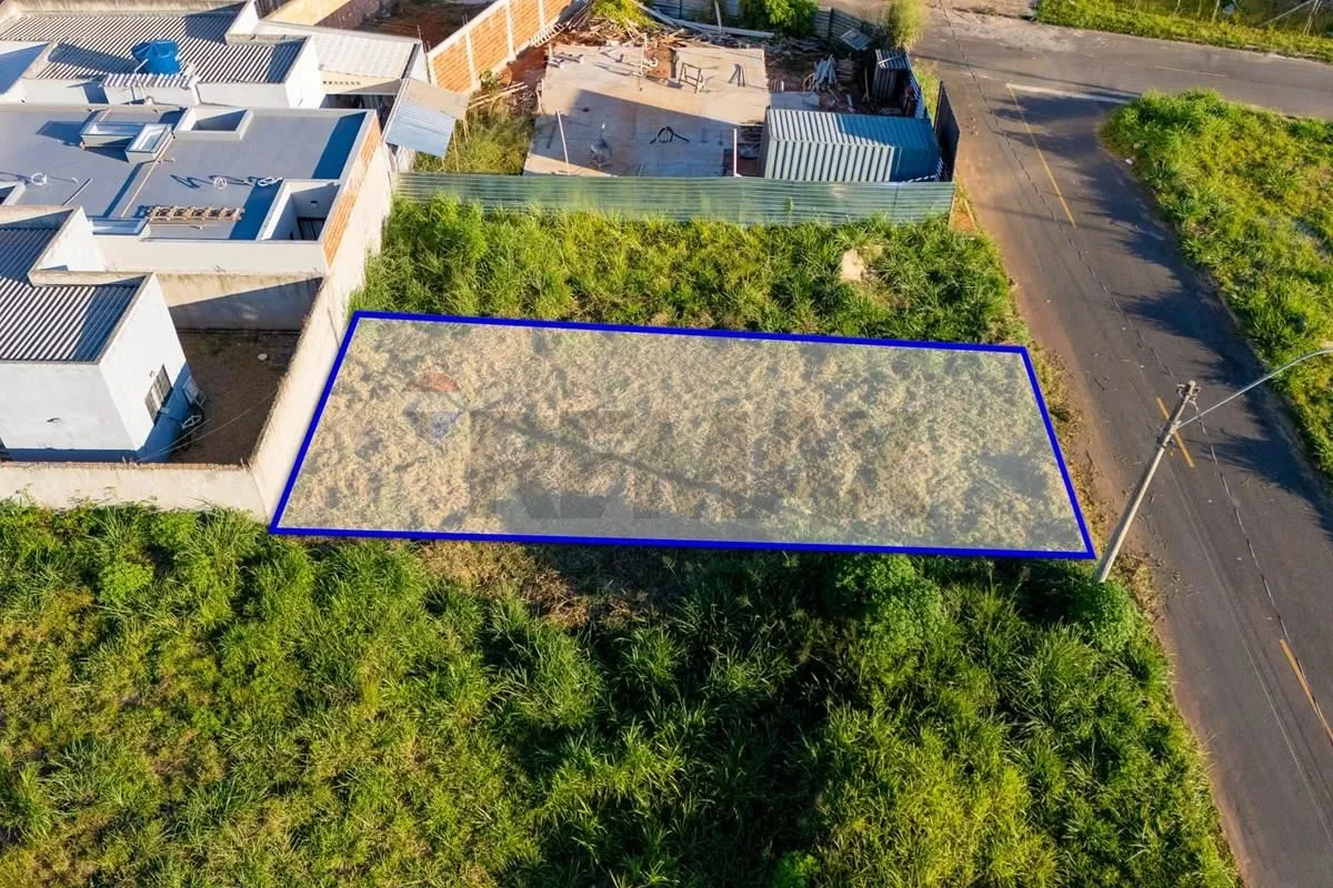 EXCELENTE OPORTUNIDADE DE INVESTIMENTO E CONSTRUÇÃO NO GUARÁ II!Se você procura ...