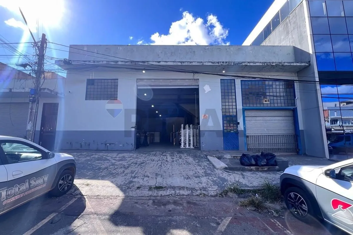 ADE conjunto 24 Loja com estrutura para grandes empresas Descrição: O ENDEREÇO C...