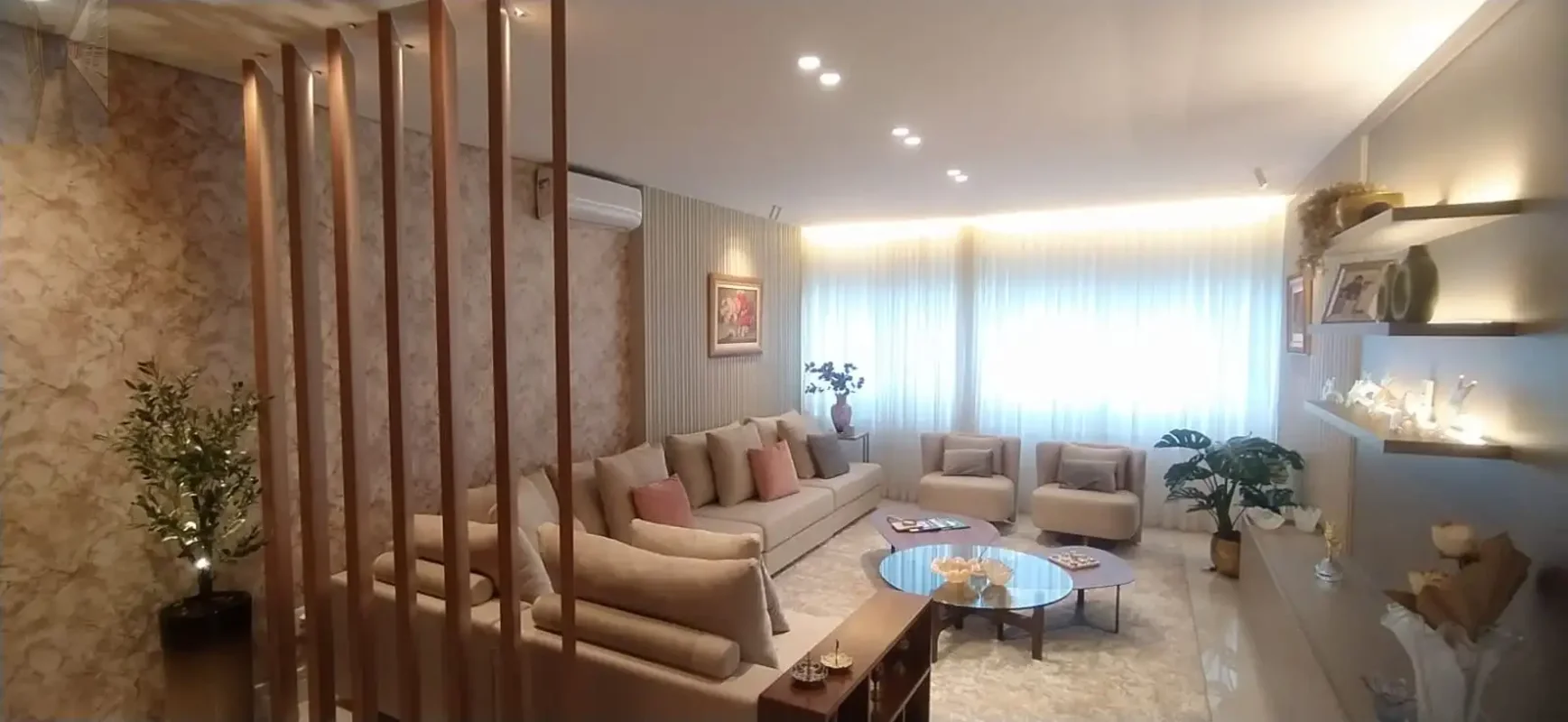 ID DESIGN – SQNW 303 | NOROESTEApartamento vazado e de canto, com 210,69m² priva...
