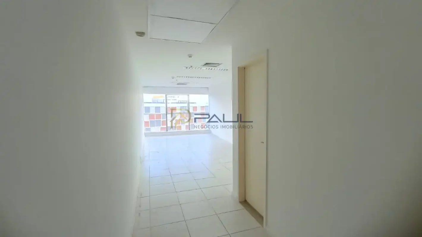 EXCELENTE SALA COMERCIAL NO 6º DO VISION WORK & LIVE QUADRA 1, LOTE A, BLOCO F, ...