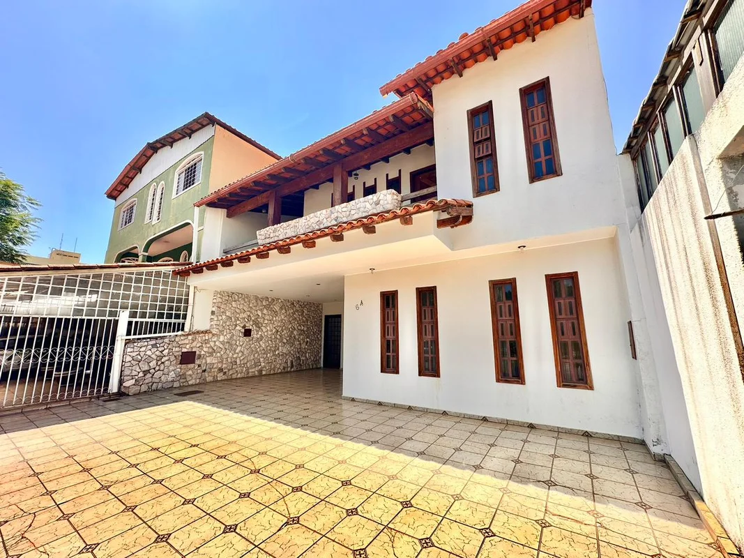  Casa Maravilhosa na QI 11 - Guará I ?Excelente oportunidade para quem busca con...