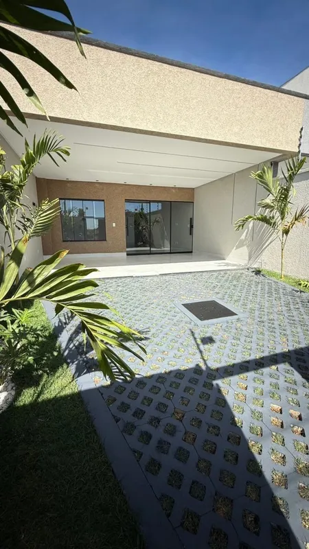 CASA COM PISCINA - SETOR TRÊS MARIAS | GOIÂNIA R$ 775.000180m² de terreno | 124m...