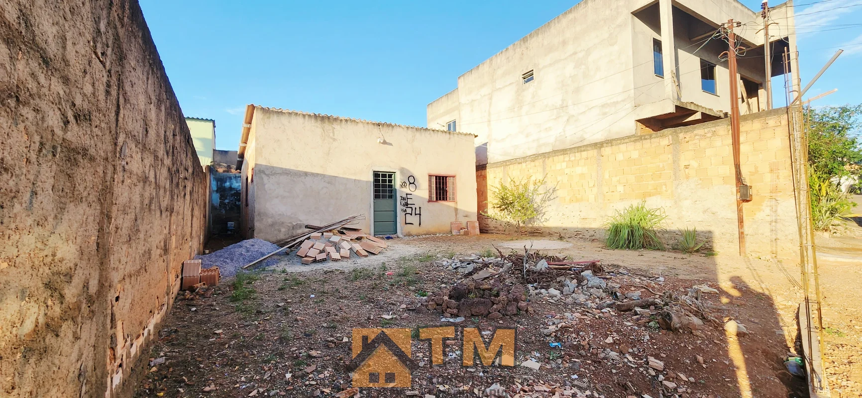 TM CONSULTORIA IMOBILIARIA.VENDE;CASA COM 2 QUARTOS, BEM LOCALIZADA, BAIRRO SÃO ...