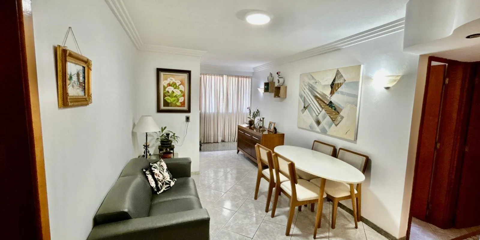 Vendo excelente apartamento, nascente, vista livre, 2 quartos amplos sendo uma s...