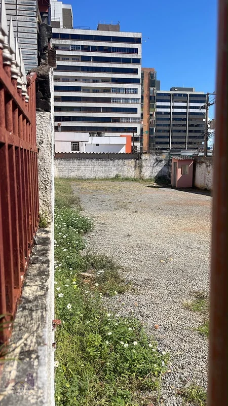 Excepcional lote na QSA 13, misto, residencial e comercial, uma grande oportunid...