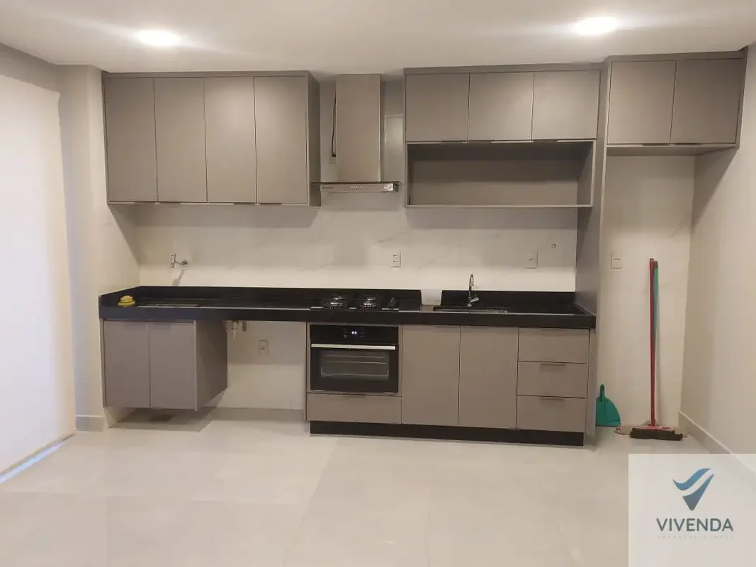Localizado em uma das regiões mais práticas de Goiânia, próximo a escolas, farmá...