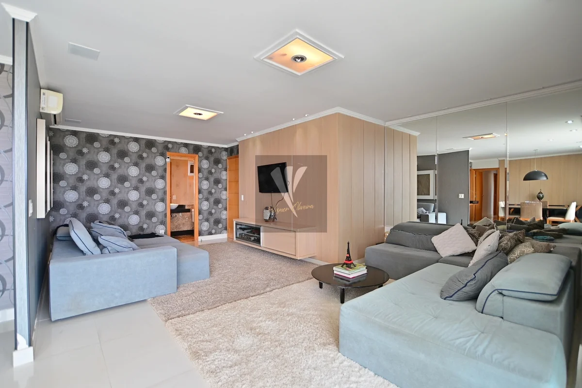 Residencial Península em Águas Claras, com 180m² , 3 Quartos (2 Suítes com Close...